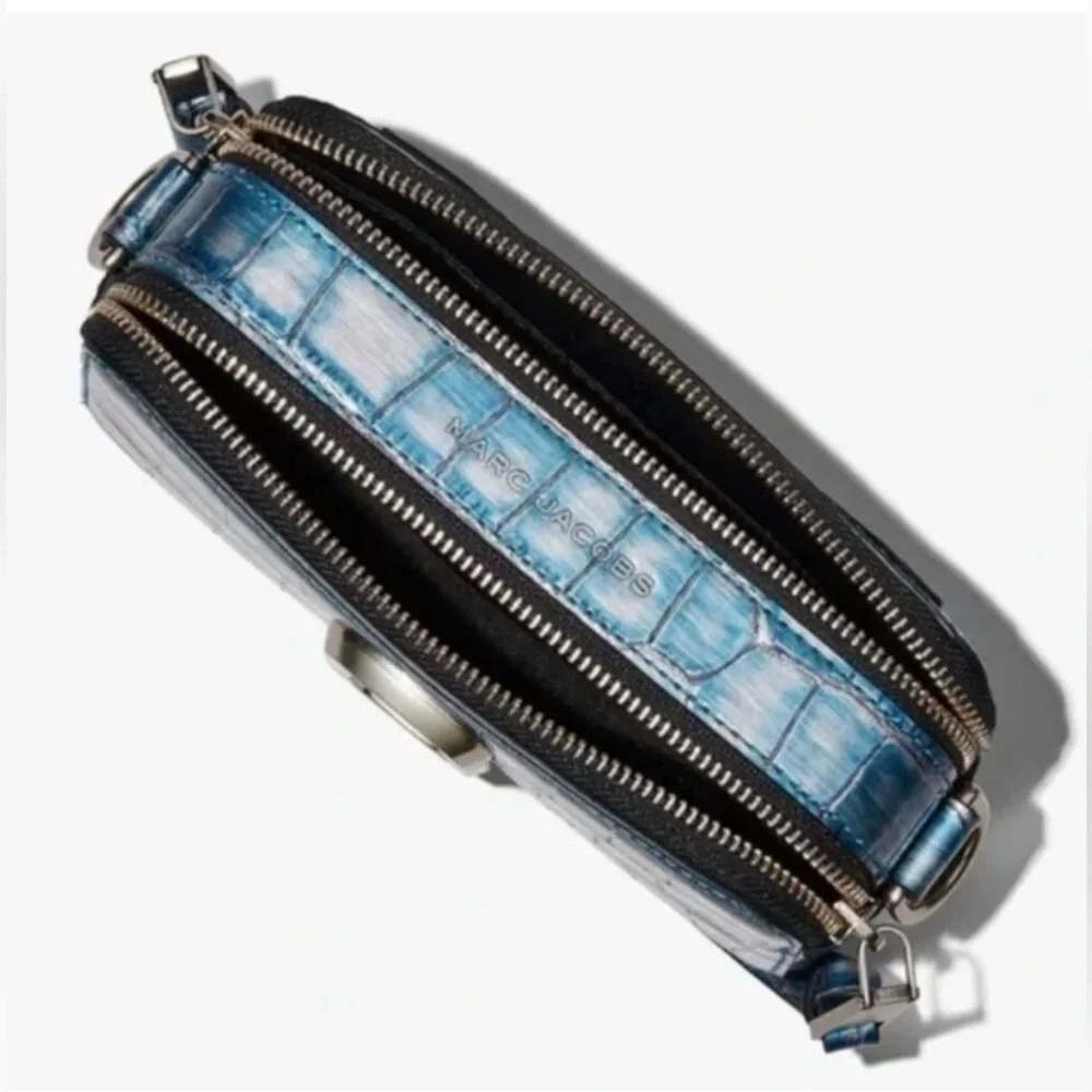 Marc Jacobs Blue Croc-Embossed Clutch with Feather Detail - Picture 4 of 7